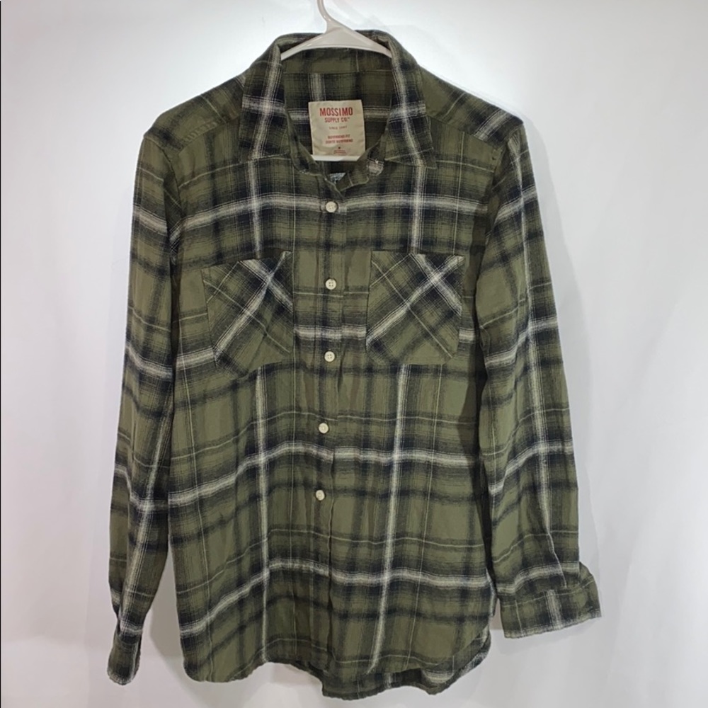 Mossimo Supply Co Boyfriend Fit Plaid Button Down